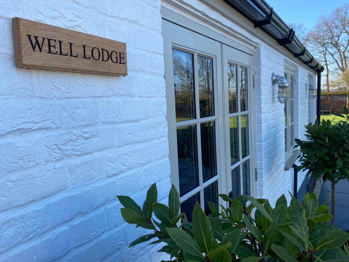 The Shepherds Huts & The Well Lodge At Ormesby Manor Ormesby Saint Michael Luaran gambar